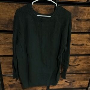 Old Navy Green Crewneck Sweater